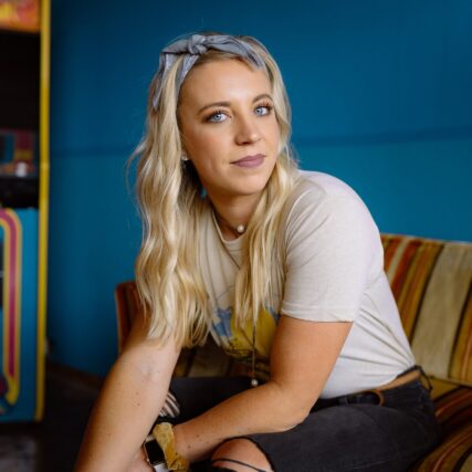 1. Заполнить анкету жильца